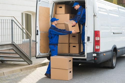 Free quote policy for Fulham storage pricing